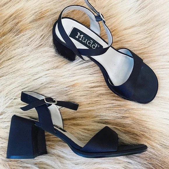 9s vintage logo mid heel sandals clearance